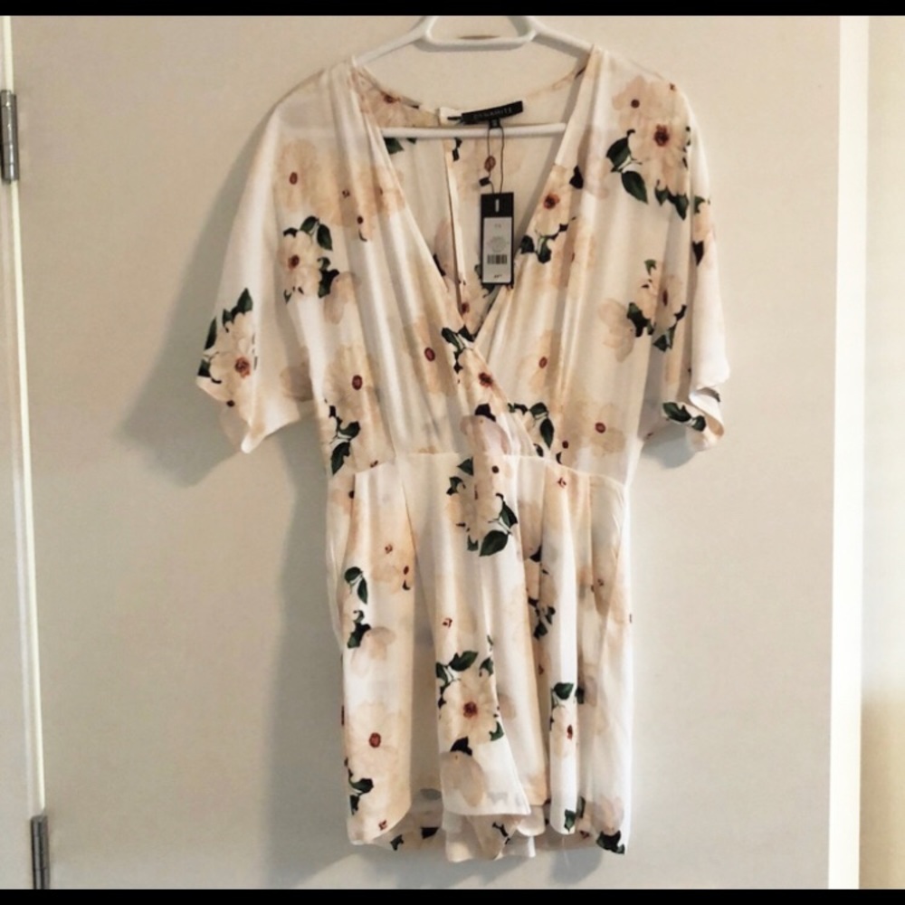 Dynamite white floral romper